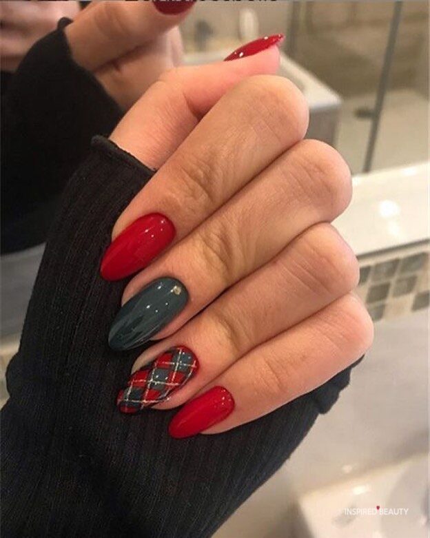 Christmas Nail