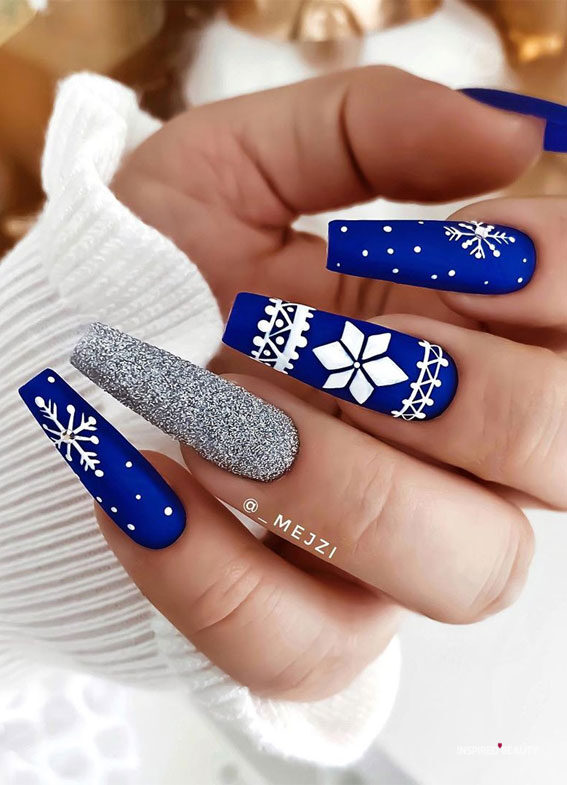 Royal blue and silver winter nails