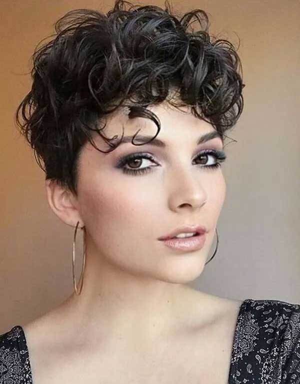 Short Curly Hairstyles 10