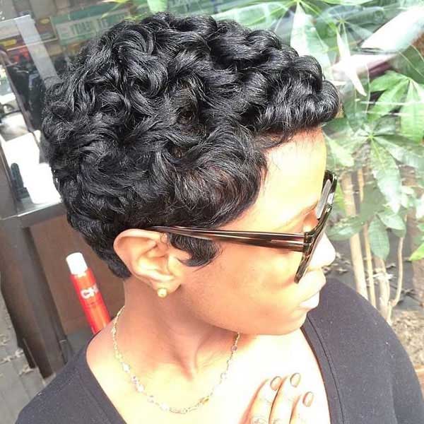 Short Curly Hairstyles 16