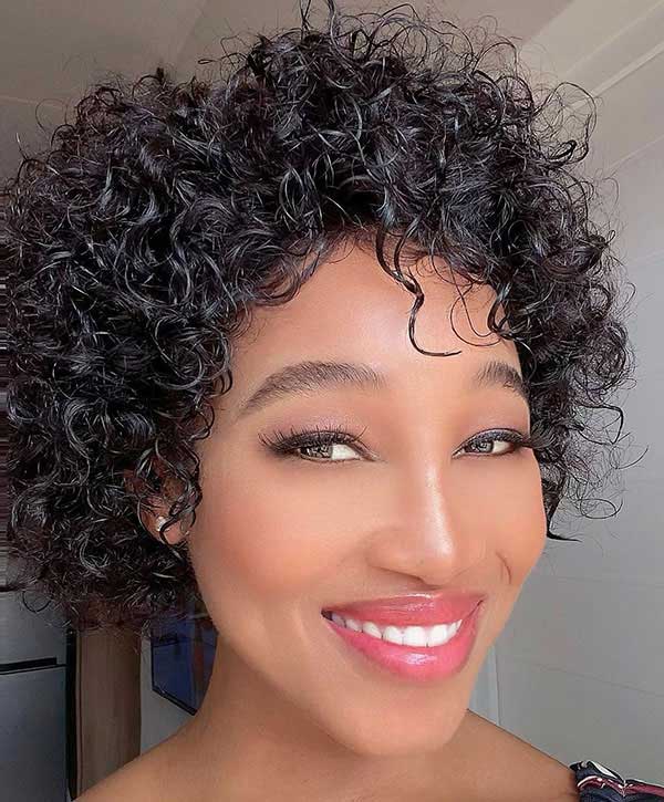 Short Curly Hairstyles 18