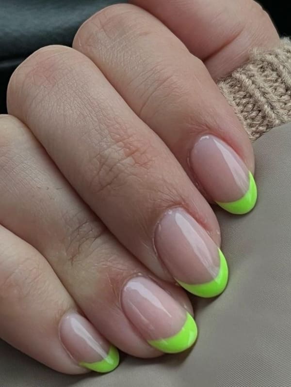 Lime tastic French Tips 1