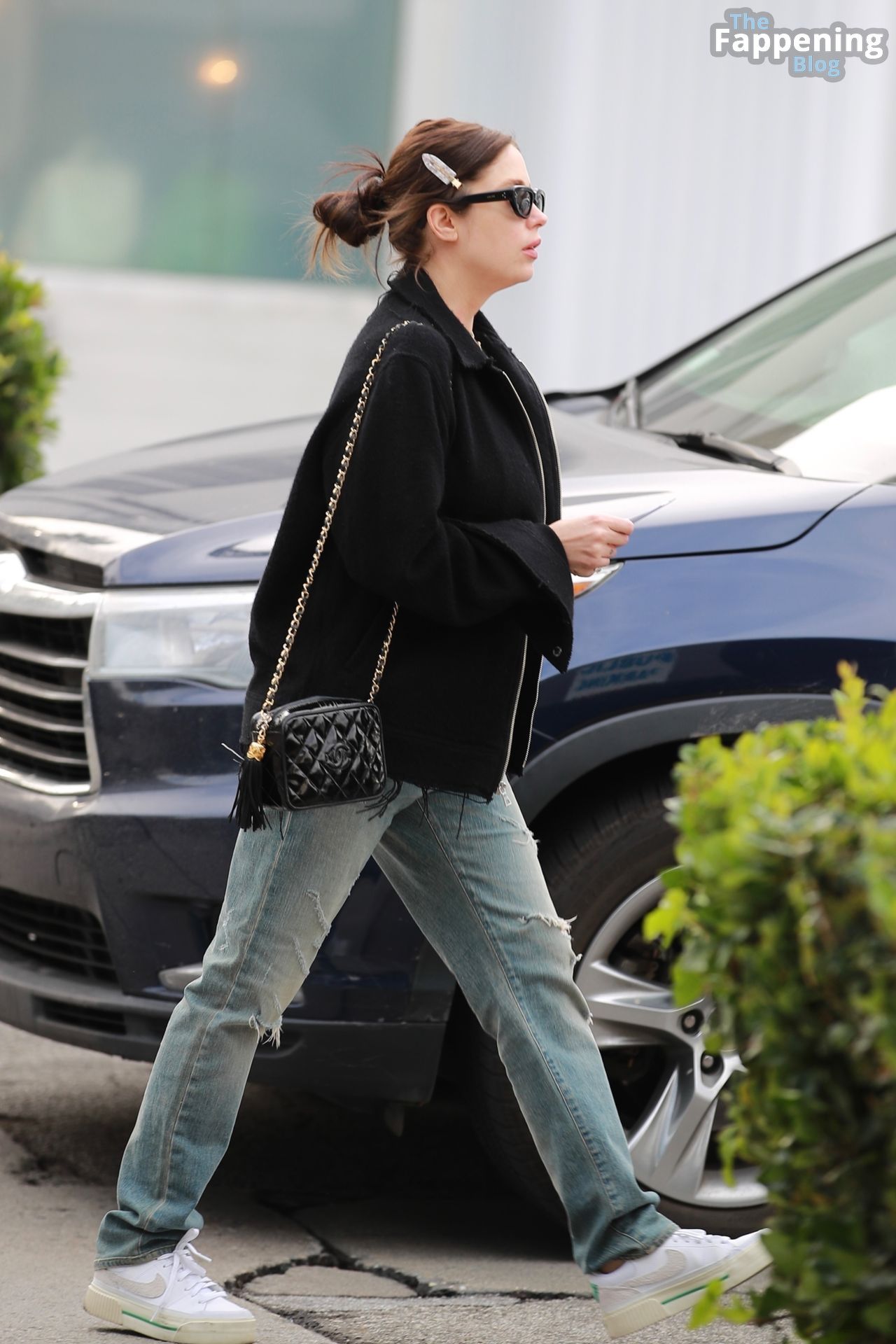 Ashley Benson on a Lunch Date 002