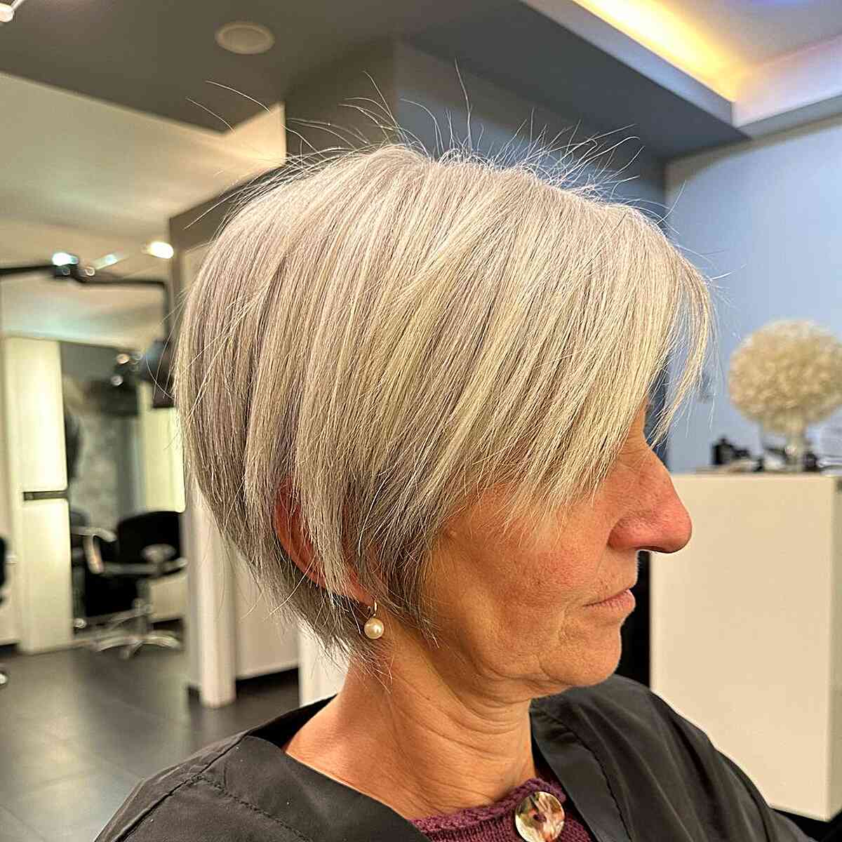 short straight choppy pixie bob hair for 50 year old older ladies