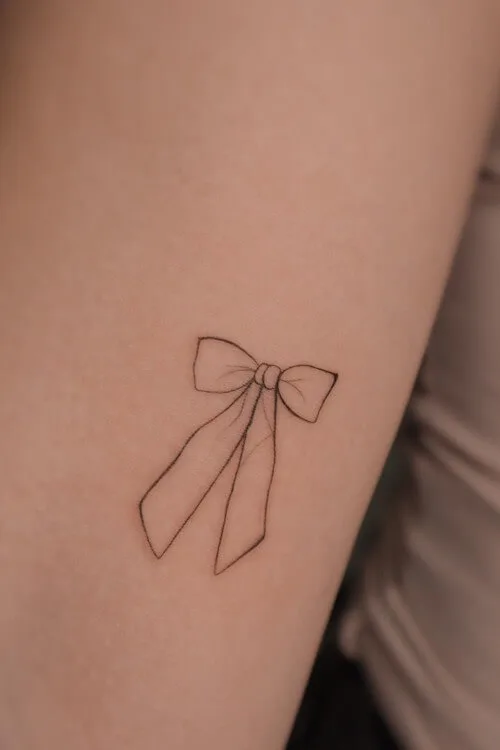 Bow Tattoo Trend 1