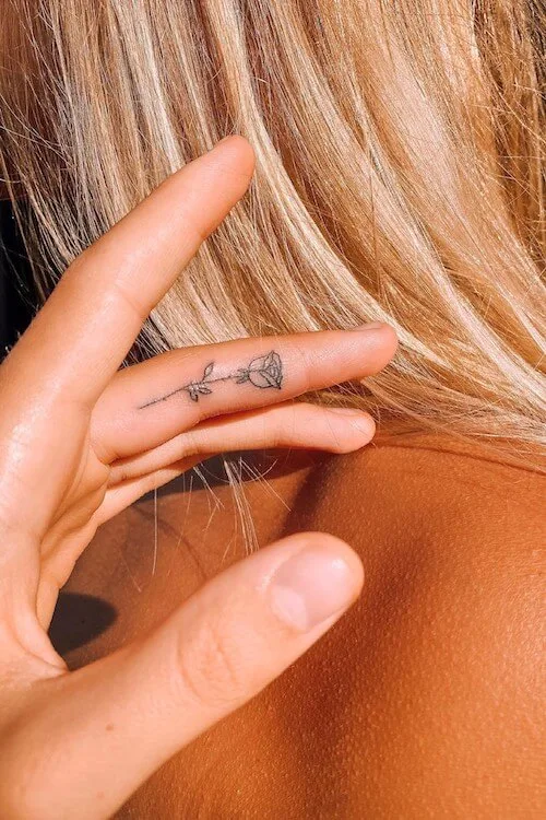 Finger Tattoos 4