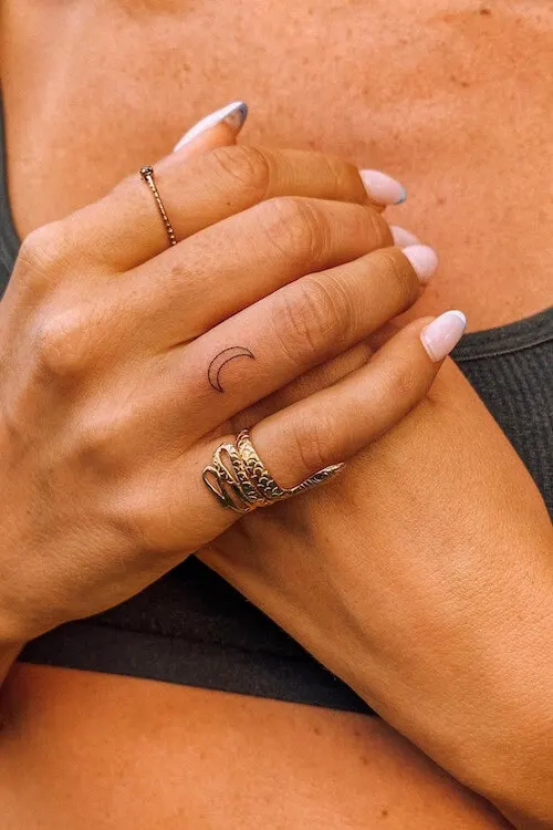 Finger Tattoos 5