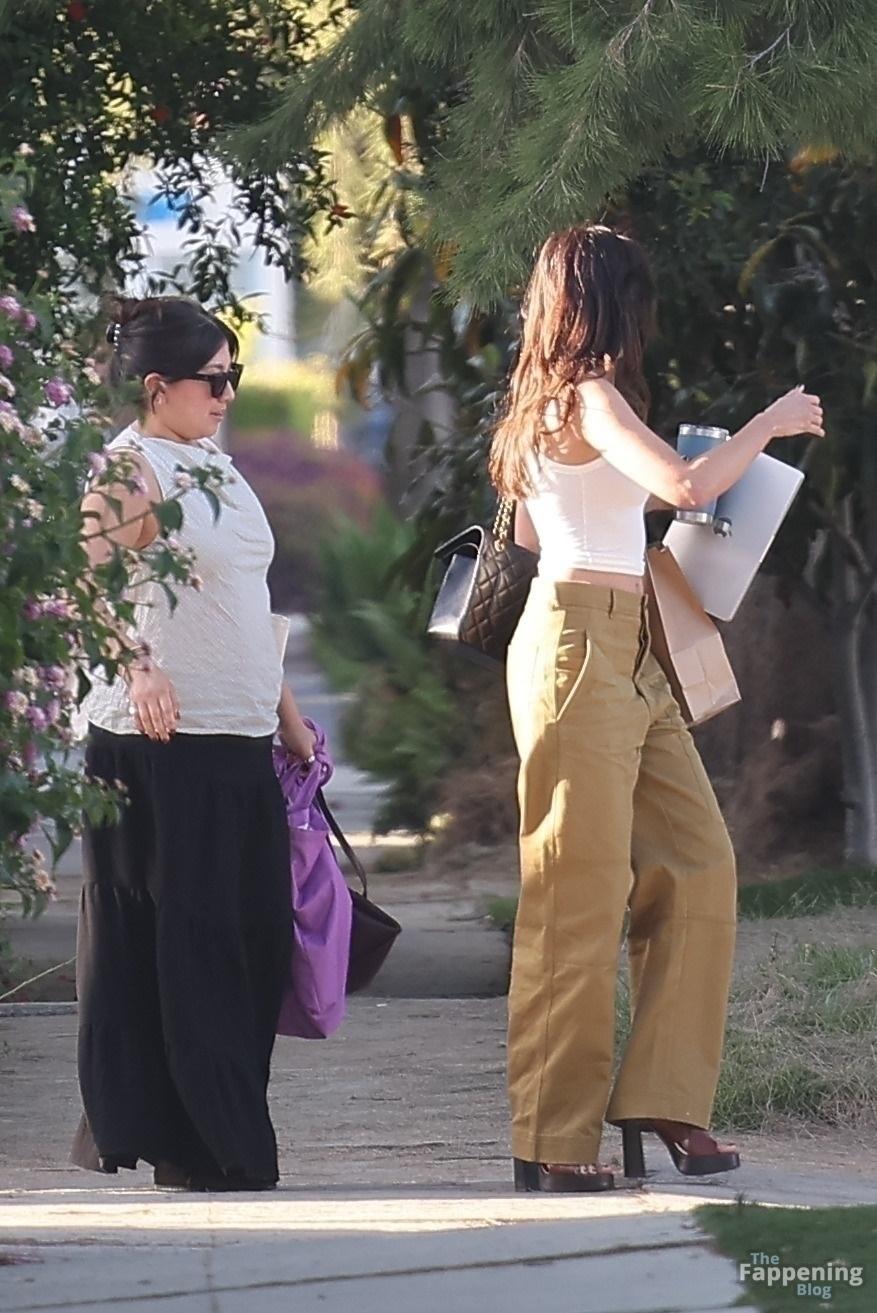 Ines de Ramon's outfit goes in Santa Monica 005